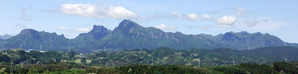 妙義山遠景　後閑城址公園